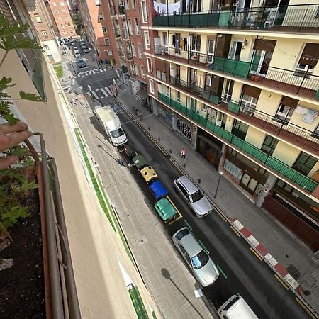 Habitacion En Casa Particular Apartment Bilbao Exterior foto